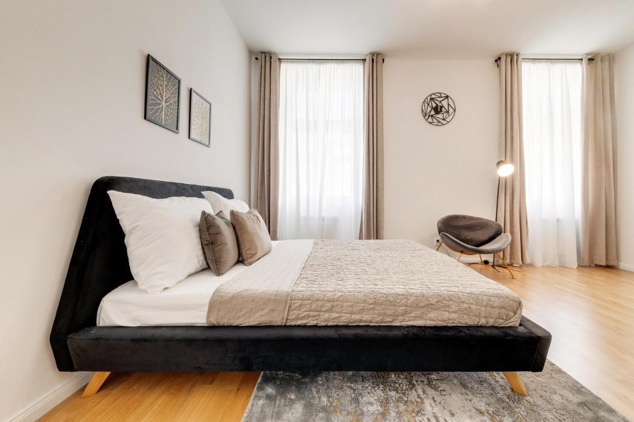 My Prague Apartments Rubesova מראה חיצוני תמונה
