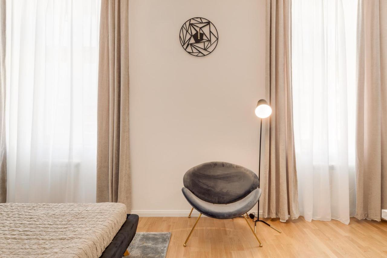 My Prague Apartments Rubesova מראה חיצוני תמונה