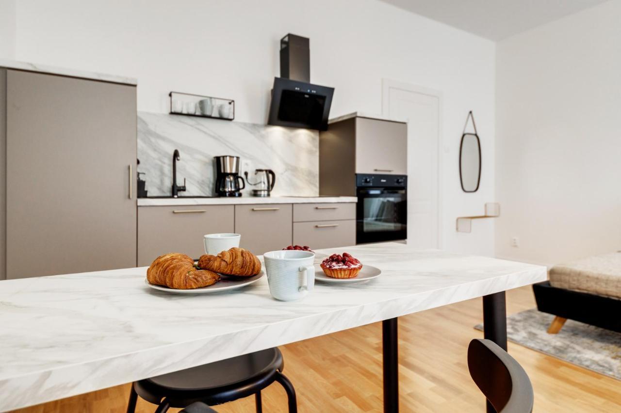 My Prague Apartments Rubesova מראה חיצוני תמונה