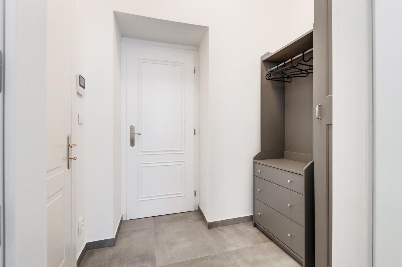 My Prague Apartments Rubesova מראה חיצוני תמונה